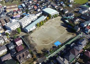 東小学校航空写真