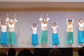 ひめみやクラブの踊り部女性クラブ