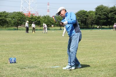 グラウンドゴルフを楽しむ様子1