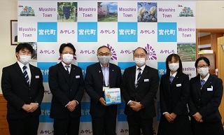 マスク寄付の写真