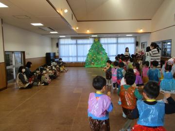 クリスマス会が始まるよ