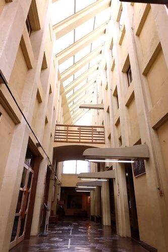 筑波山と富士山をつなぐ線上にある、大ホール側の光路