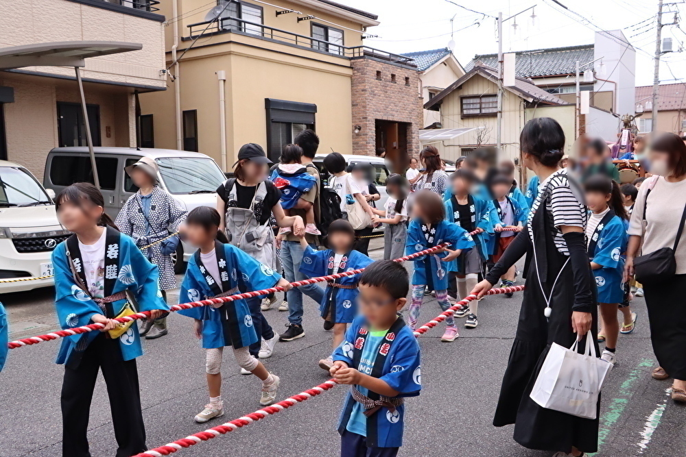 山車の巡行
