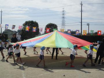 にこにこ組のパラバルーン