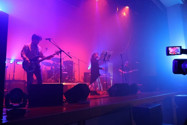 エンを楽しむ音楽祭_アマチュアバンドフェス_ぽんぽこ＆そるじゃー2枚目