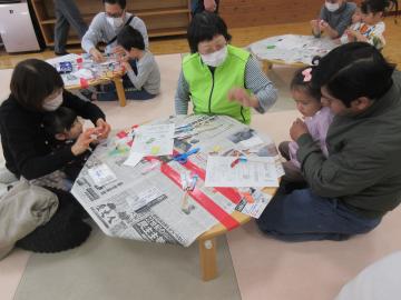 紙とんぼつくり2