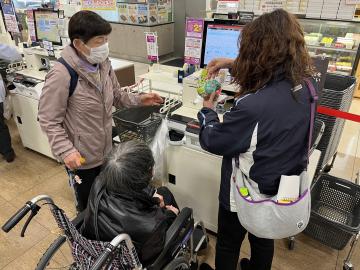 スローショッピングの様子その2