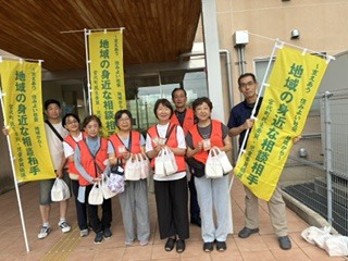 街頭キャンペーンに参加した民生委員・児童委員の広報部のみなさん